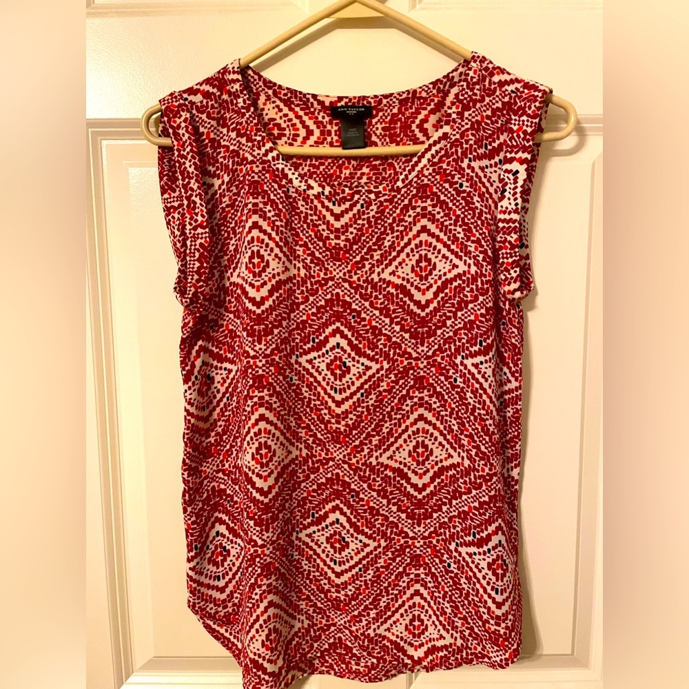 Ann Taylor red patterned blouse size xxsp